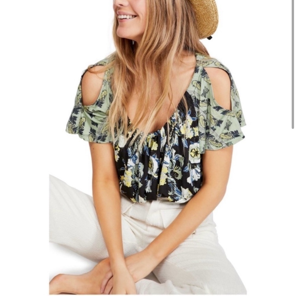 Free People “Baja Babe Cold Shoulder” top in black floral combo, size L 🖤 - Picture 4 of 13